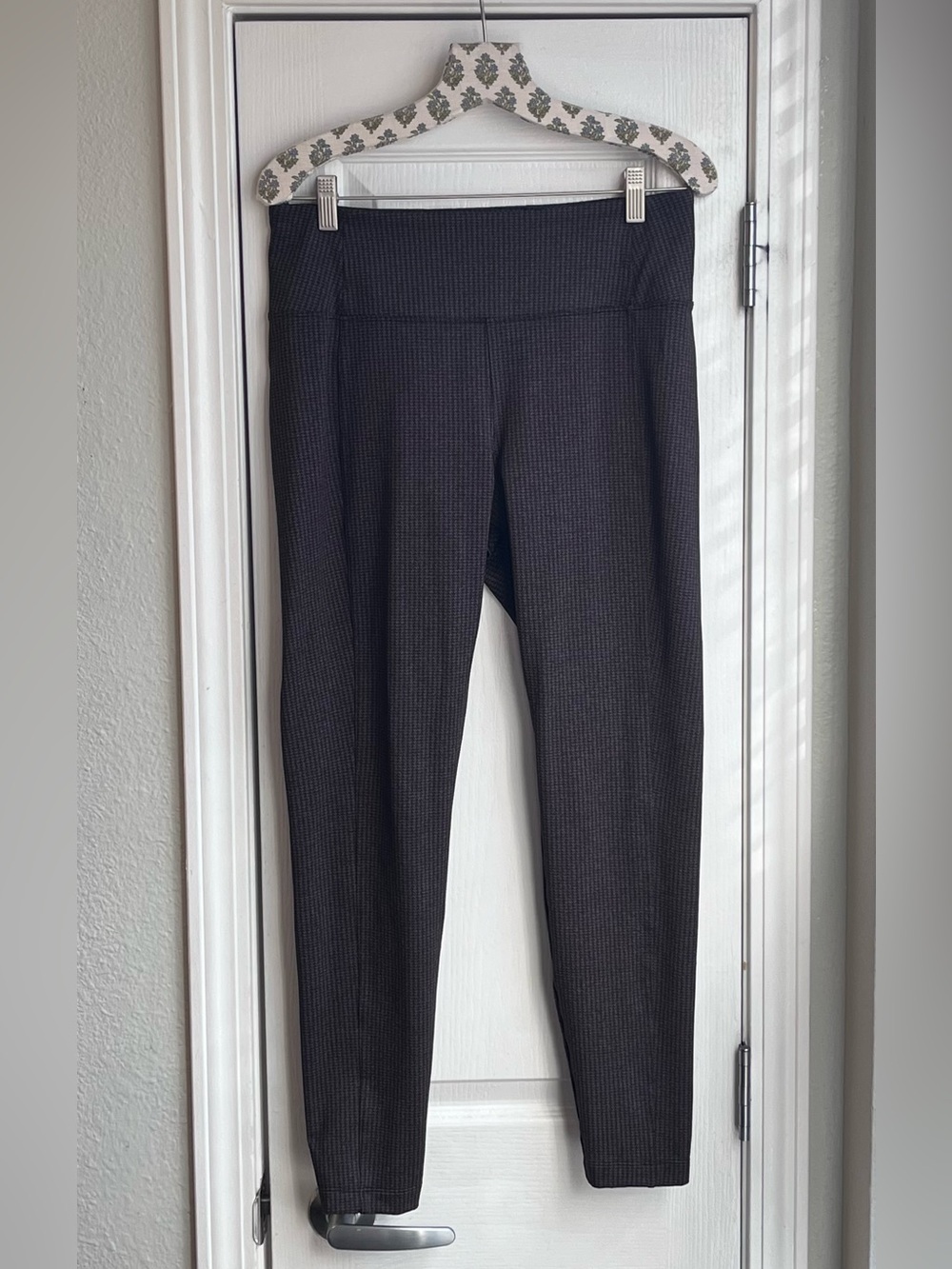 Athleta Delancey Houndstooth Tight Leggings Brown Black Women's Size Medium